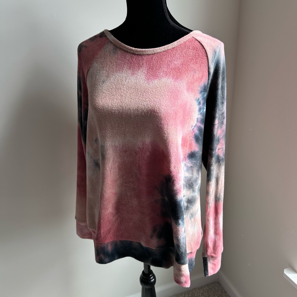 Women’s One World Pink Tie-Dye Crew Neck Open Back Sweatshirt
